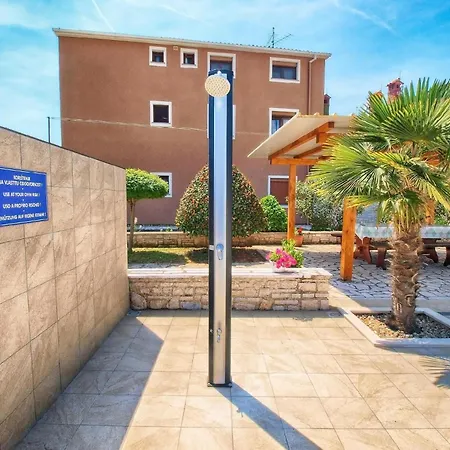 Apartment Fuer 5 Personen Ca 55 Qm In Fazana-surida, Istrien Istrische Riviera Valbandon