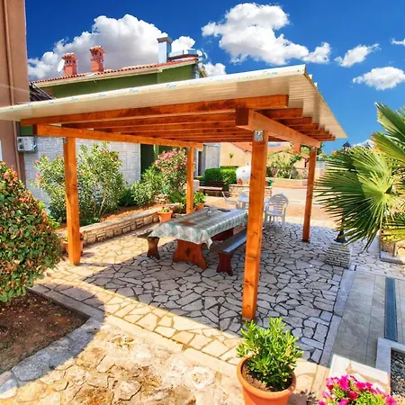 Apartment Fuer 5 Personen Ca 55 Qm In Fazana-surida, Istrien Istrische Riviera *
